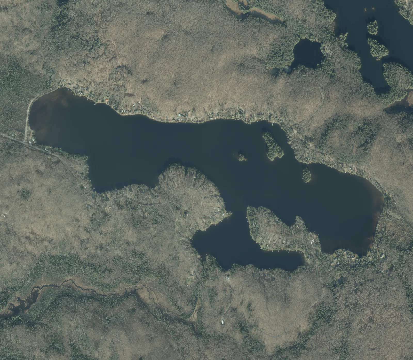Aerial photograph of Bay Lake.