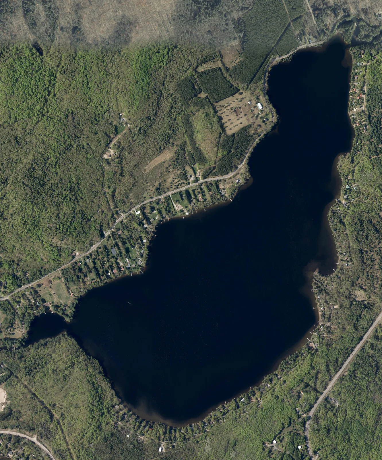 Aerial photograph of Beech Lake.