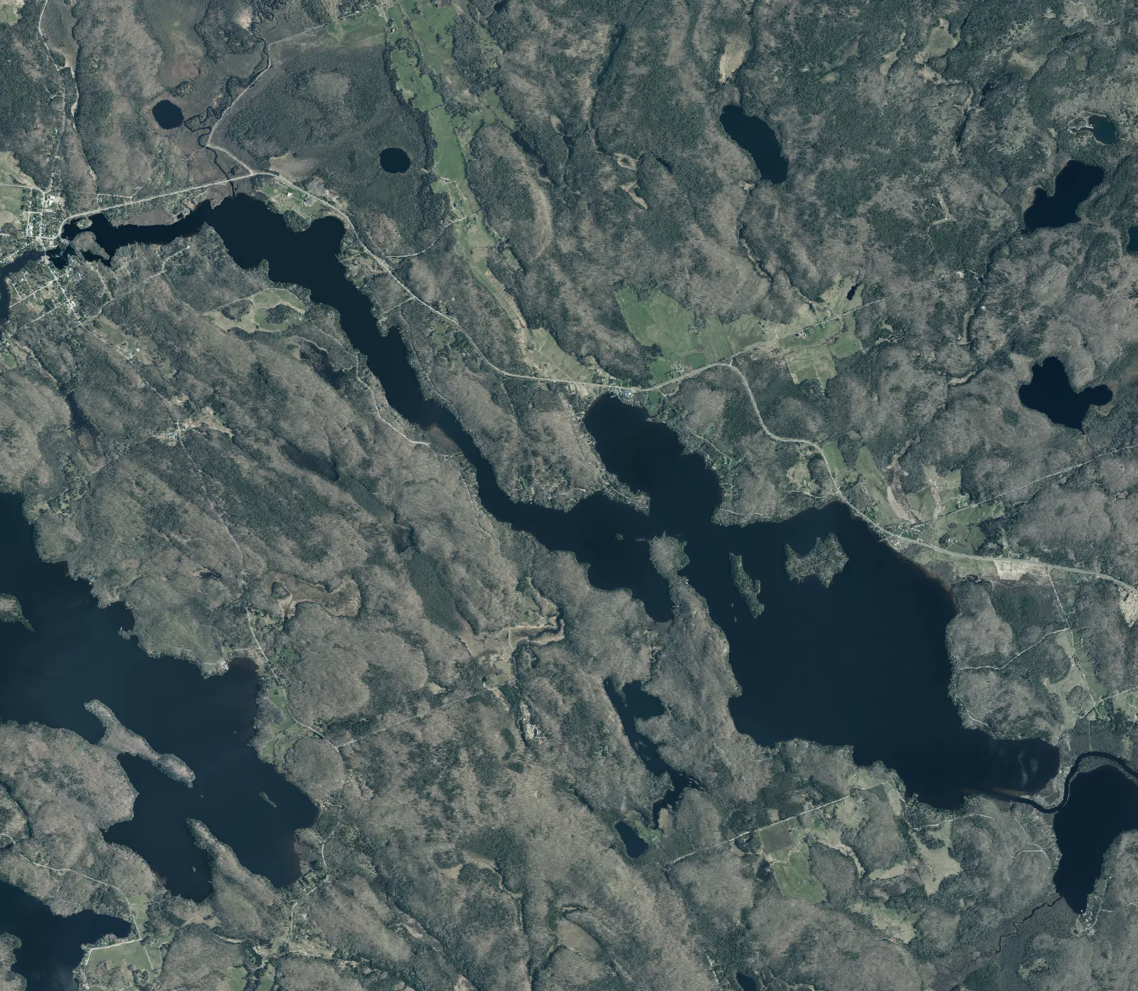 Aerial photograph of Lake Cecebe.