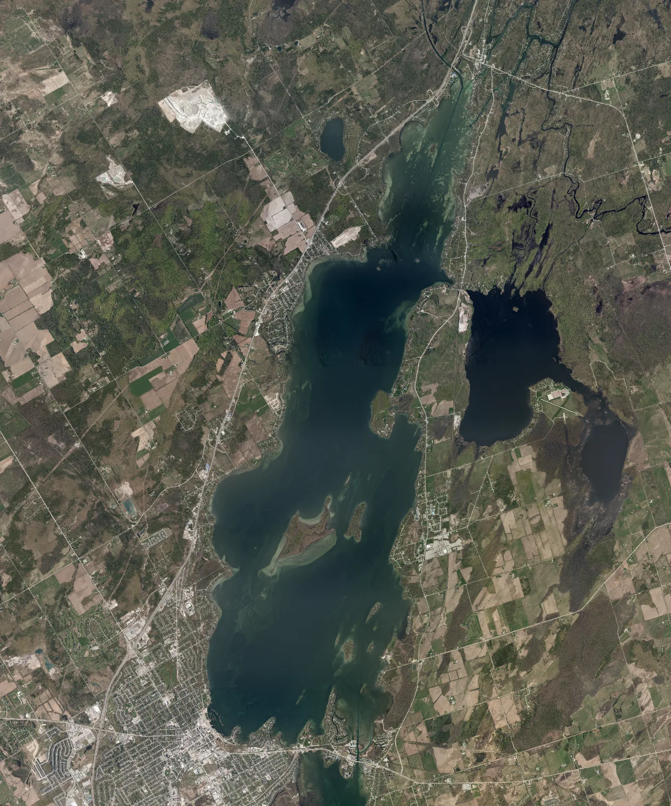 Aerial photograph of Lake Couchiching.