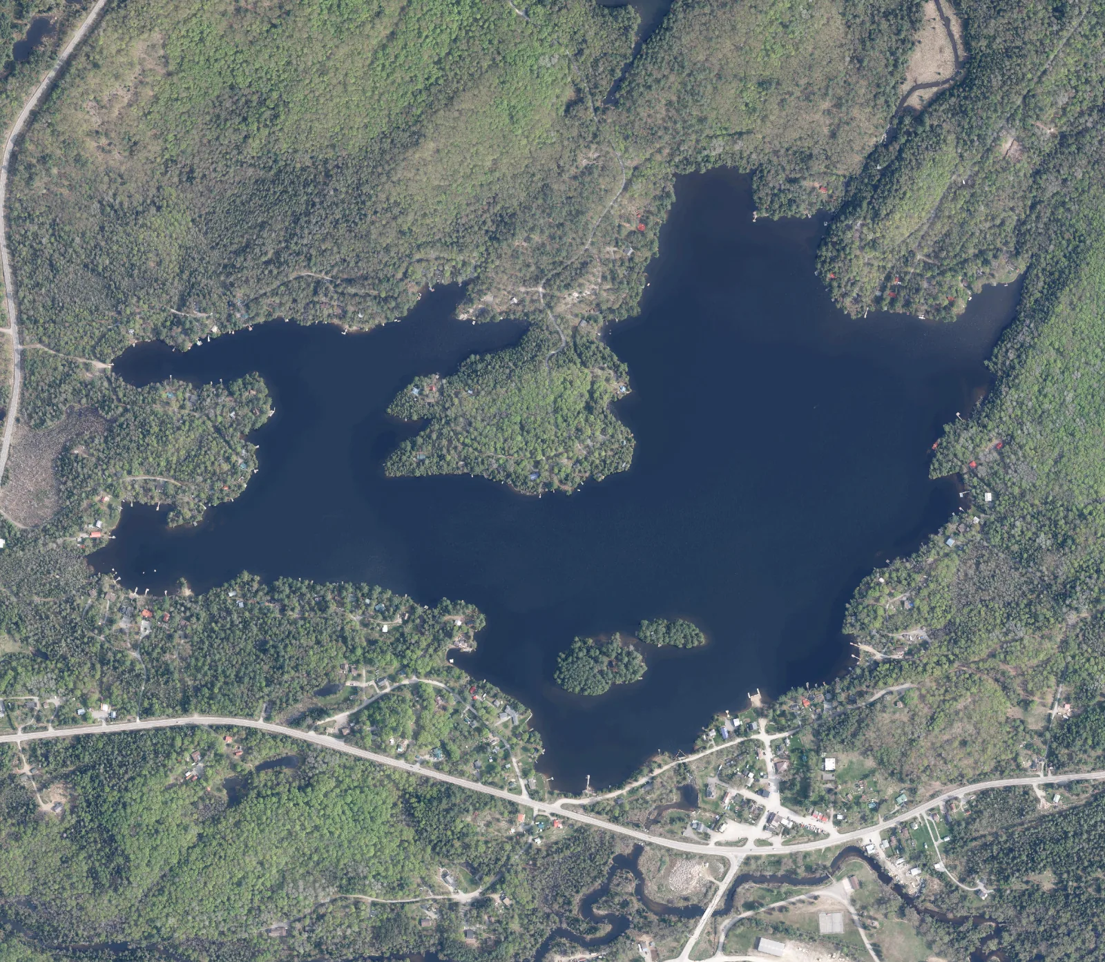 Aerial photograph of Gooderham Lake.