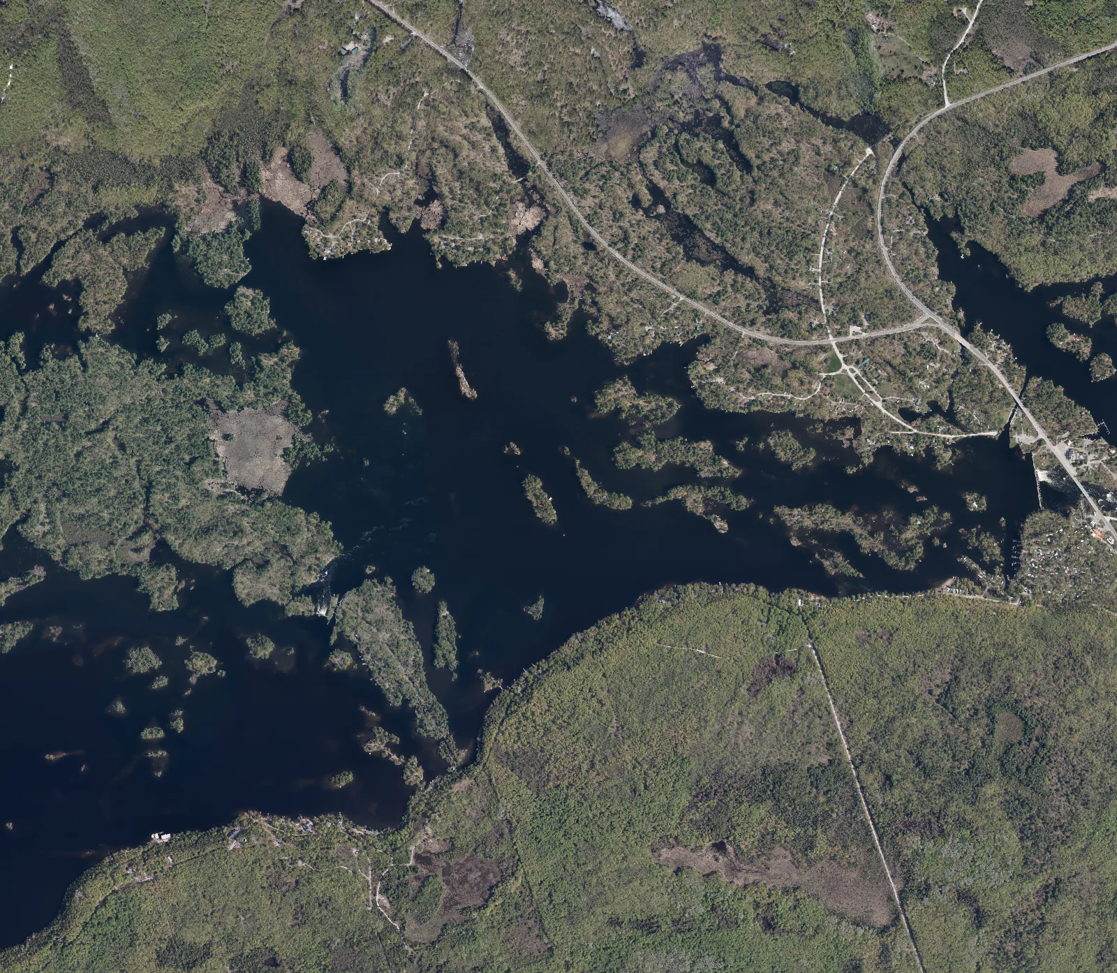 Aerial photograph of Lovesick Lake.