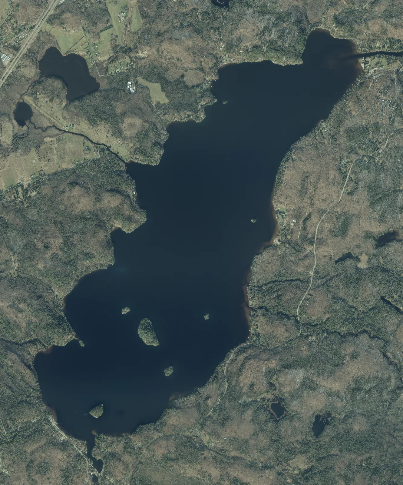 Aerial photograph of Mary Lake.