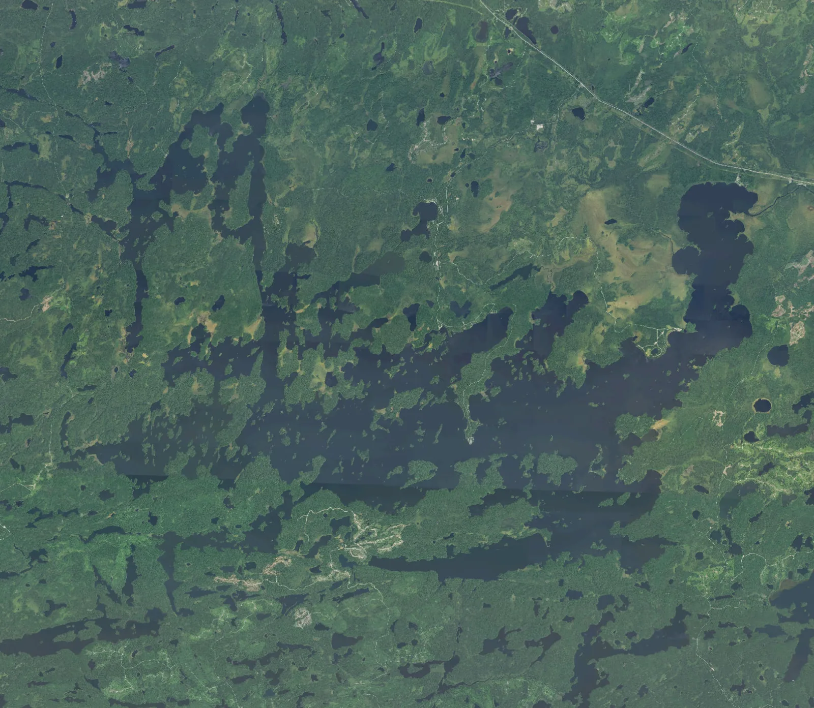 Aerial photograph of Lac des Mille Lacs.