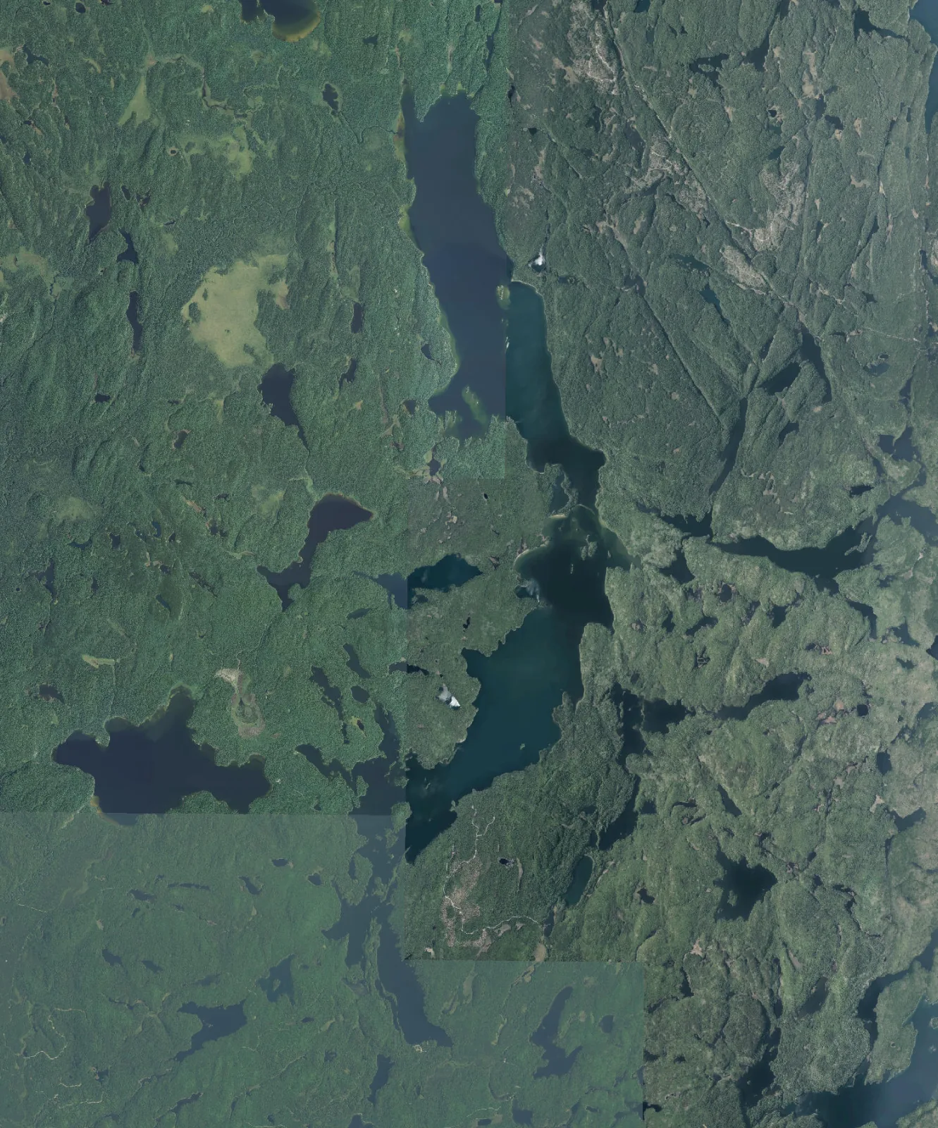 Aerial photograph of Obabika Lake.