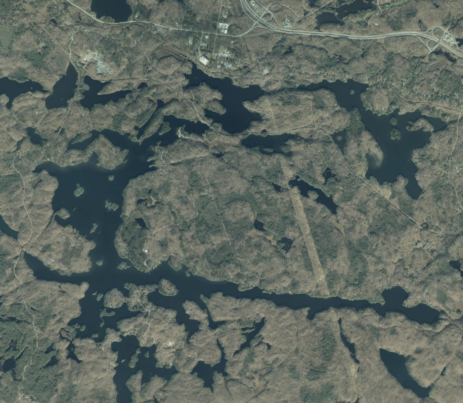 Aerial photograph of Otter Lake.