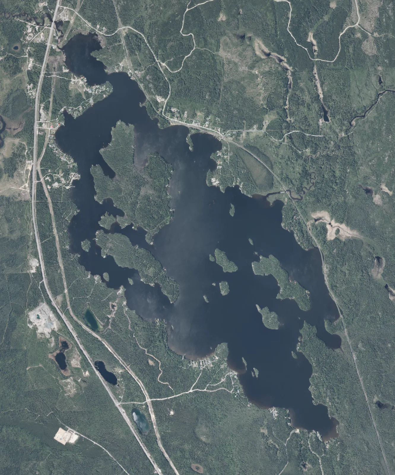Aerial photograph of Sesekinika Lake.