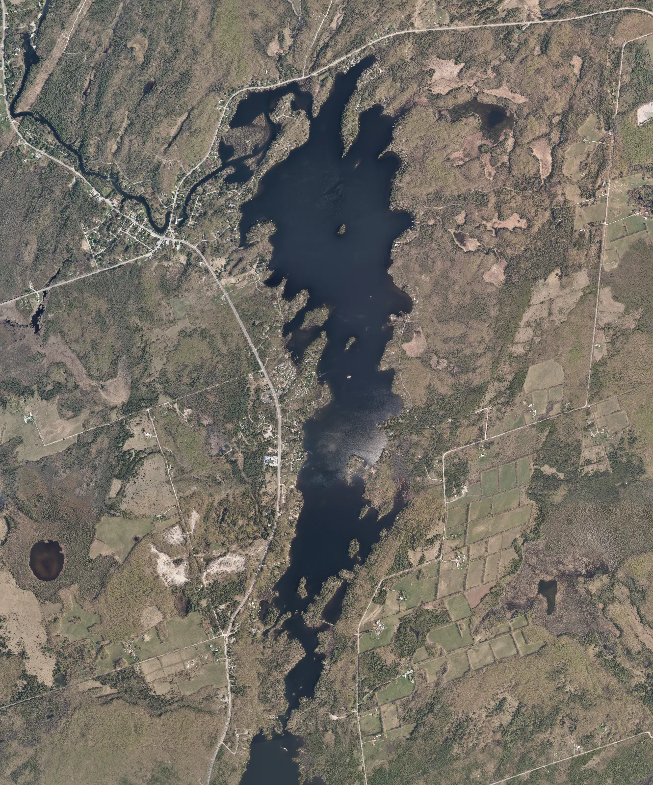 Aerial photograph of Shadow Lake.