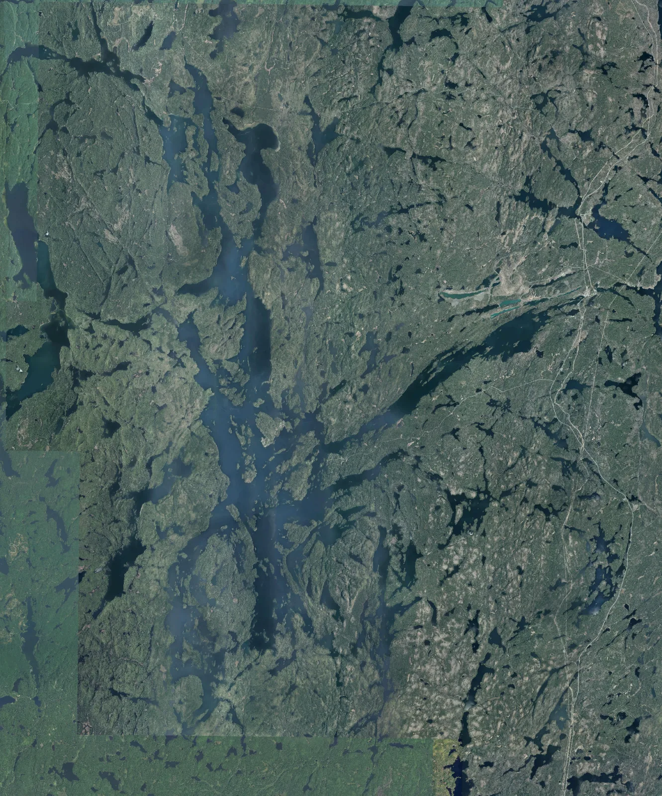 Aerial photograph of Lake Temagami.